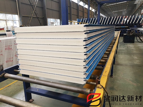 聚氨酯復(fù)合板的防火等級(jí)可以達(dá)到A級(jí)嗎？